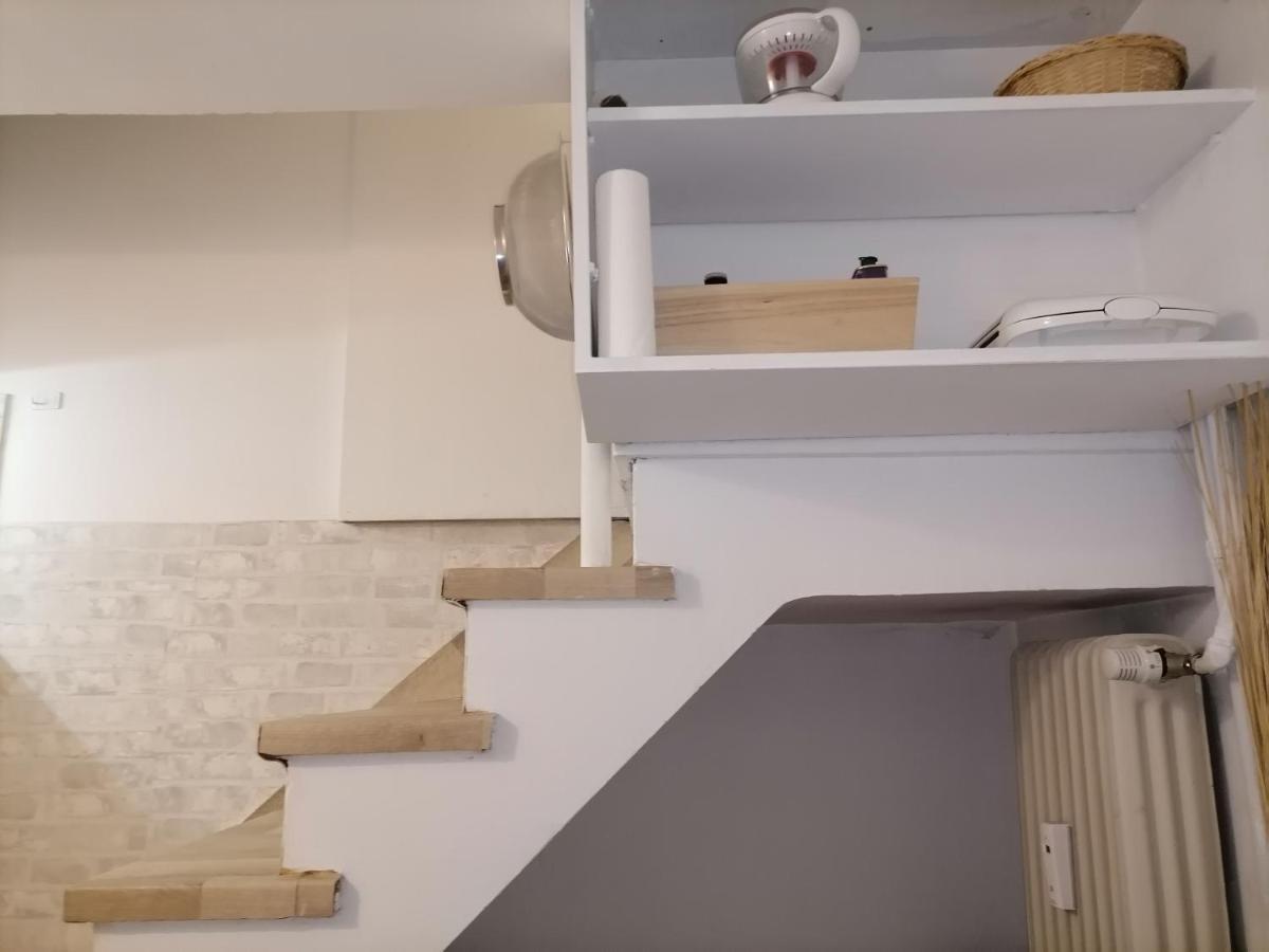 Acropolis Elegant Maisonette By Lodgespot Афины Экстерьер фото