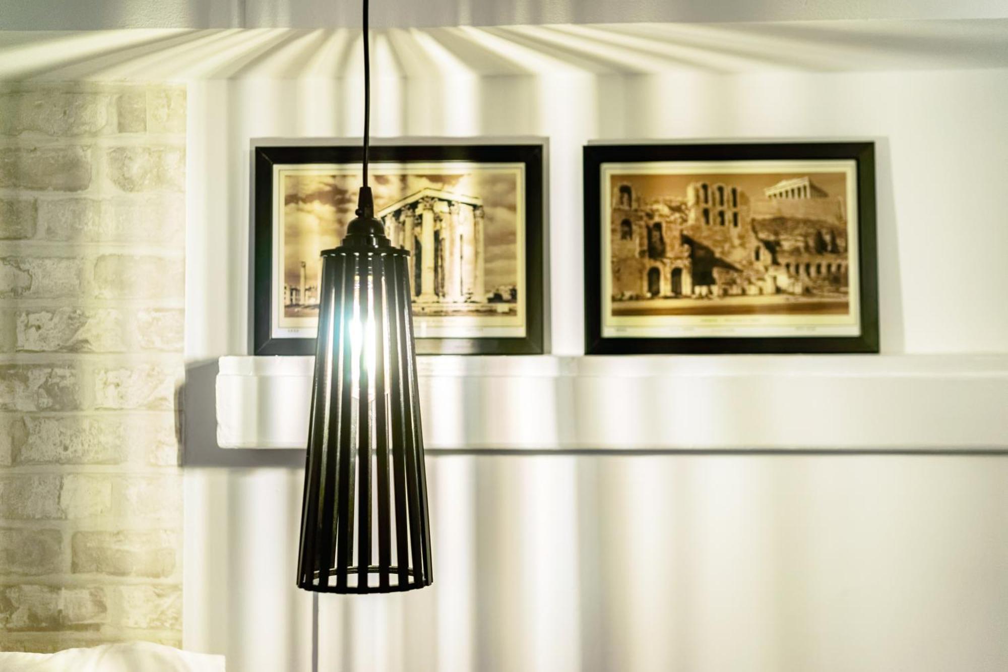 Acropolis Elegant Maisonette By Lodgespot Афины Экстерьер фото